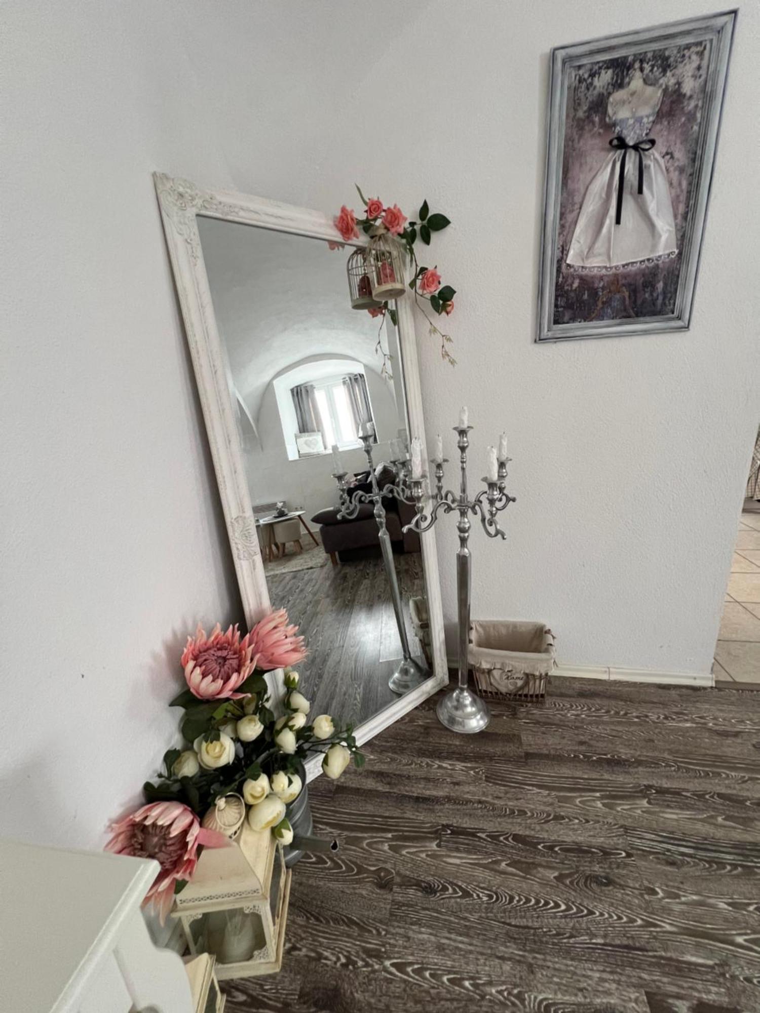 Korona Apartman Székesfehérvár Exterior foto